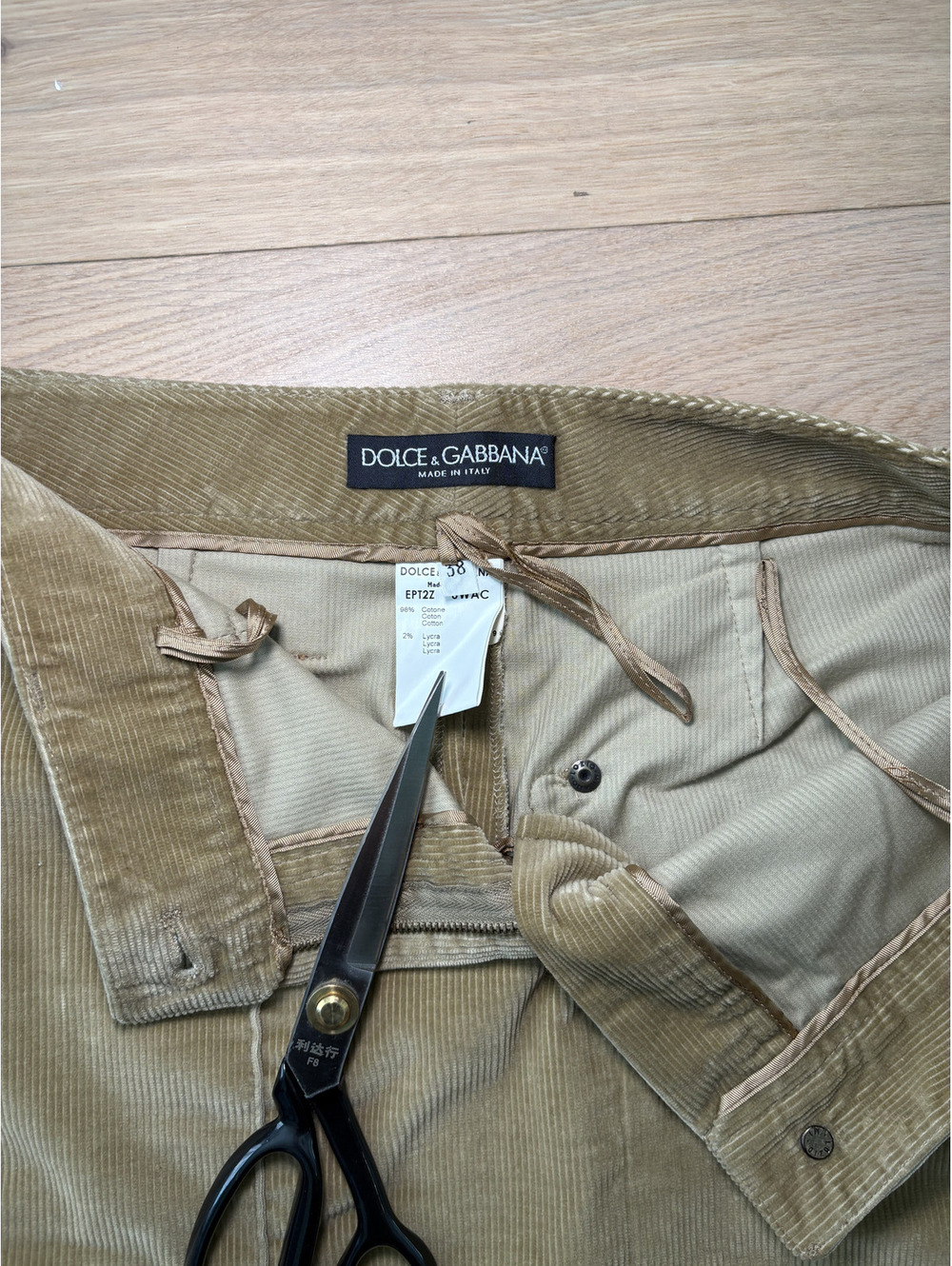 Vintage Dolce & Gabbana Midi Skirt - Picture 6 of 7